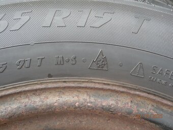 4xObutá zimní sada ŠKODA OCTAVIA 2 15tky. ET 47 195/65 R15 - 13