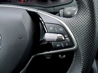 Škoda Karoq, 1.5TSI 110kW SportLine - 13