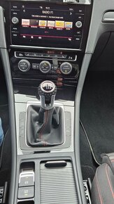 VW Golf 7 GTI 2.0 TSI 180kW, 2019, LED/Audio/19", 2 sady kol - 13