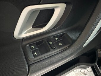 Škoda Fabia combi II 1.4i 63kW ELEGANCE SERVISOVÁNO - 13