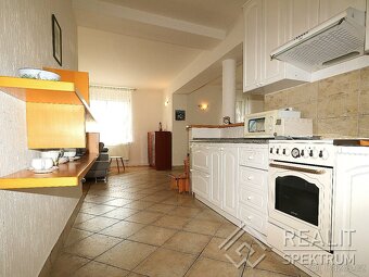 Žamberk-Moderní Rodinný Dům s Vilovým Efektem - 13