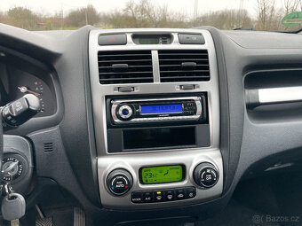 Kia Sportage 2.0i 104kW 4x4, Málo KM, Nové Rozvody - 13