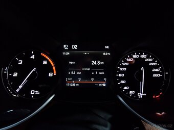 Alfa Romeo Giulia 2017 2.2 JTDM Veloce 154 kW - 13