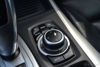 BMW X5 xDrive40d M-Paket - 13