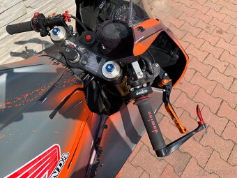 HONDA CBR 600RR - 13
