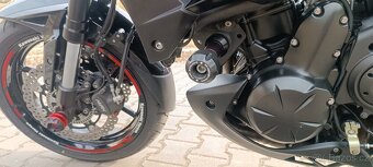 Kawasaki Versys 650 - 13
