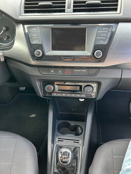 Škoda Fabia III Kombi, benzin 1.2 , manuál, 2016 - 13