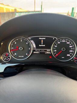 Volkswagen Touareg 3.0TDI V6 180KW Tiptronic Exclusive - 13