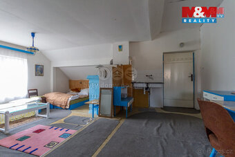 Prodej podílu 9/24 rodinného domu, Mikulovice, ul. Hlavní - 13