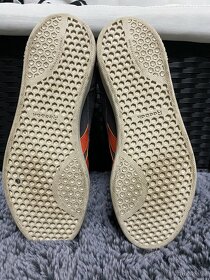 Kotnikove boty Reebok velikost 39 - 13