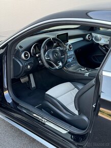 Mercedes Benz C63s AMG 4.0 V8 Biturbo - 13