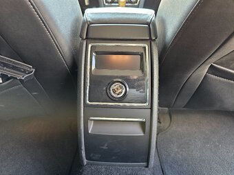 Škoda Superb II Combi 2.0 TDI 125 kW Elegance - 13
