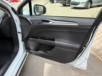 Ford Mondeo kombi 2,0TDCi,110kW automat 2018 - 13