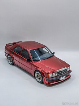 Mercedes 190 E 1:18 Ottomobile - 13