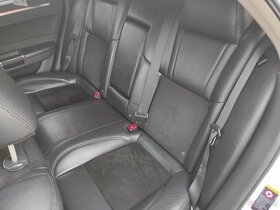 Chrysler 300C 5,7 Hemi - 13