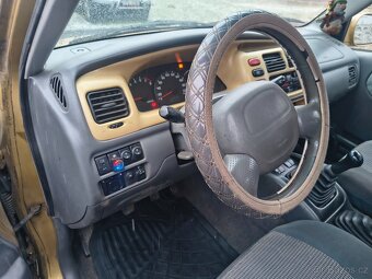 Suzuki Grand Vitara 2.0, 4x4 - 13