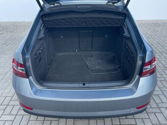 Škoda Superb 2.0 TDI / 140 kW DSG 4x4 Laurin & Klement - 13