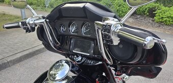 Harley Davidson Electra Glide Ultra CVO FLHTKSE - 13