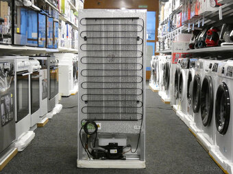 Chladnička Candy CIO 225 EE/N - se zárukou - 13