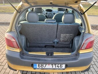 Toyota Yaris 1.0 - 13
