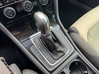 Volkswagen Golf DSG 1,6 85 KW 2 MAJ CZ - 13