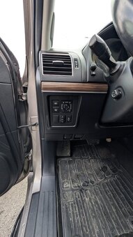 Toyota Land Cruiser - 13