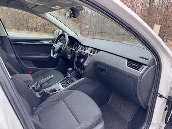 ŠKODA OCTAVIA 1.6 TDI 85 KW STYLE PLUS NAVIGACE-KESSY-LED - - 13