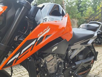 KTM 790 Duke - SUPER STAV - V TP 35 KW 159.900,- Kč - 13