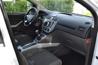 Ford Kuga 2.0 TDCi 103kW Champions Edition 4x4 - 13