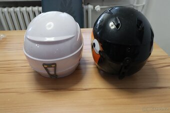 Lyžáky, lyže a helmy výbava - 13