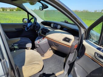 Lancia Phedra Rok 2006 79kw motor RHM - 13