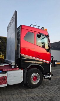 Volvo FH4 540 - 6x4 – Lesovůz + HR-V-KRAN V10CX - 13