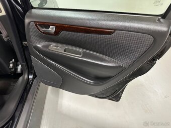 Volvo V70 2001 D5 120 kW - 13