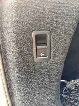 Audi A6 Avant 40TDI Quattro C8, Webasto, Tažné, Panorama - 13