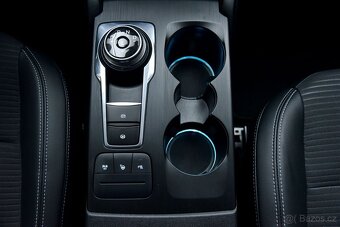 Kuga 2.5 Duratec HEV Titanium X AWD eCVT, LED, ACC, Kamera - 13