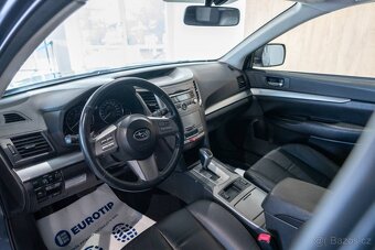 Subaru Outback 2.5 CVT VA - 13