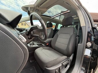 VW Passat B7 2.0tdi 2013 R-LINE (tažné-Navi-pano) combi - 13