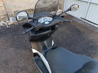 yamaha x max 125i cz doklady v ceně - 13