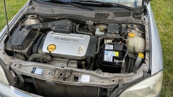 Opel Astra, 1.4 16V - první majitel - 13