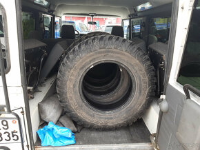 Land Rover Defender 110 TD5, 9míst, naviják, ČR, tažné 3,5t - 13