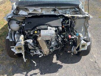 Citroen C3 1.2i 74kw, r.2025, klima - 13