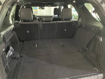 Land Rover Discovery,  3.0 D V6 225kW Landmark 7-míst - 13