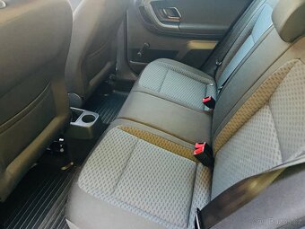 ŠKODA FABIA 1.2 TSi COMBI NAJETO JEN 110 TIS KM - 13