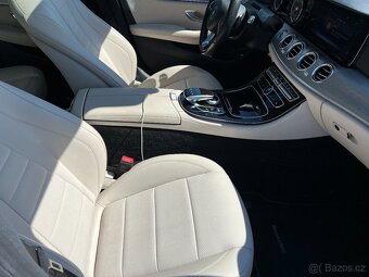 Mercedes E 220 D - 13