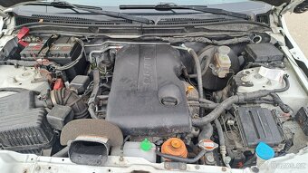 Suzuki Grand Vitara 2.4i Comfort 122kw, automat, 86000 km - 13