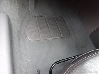 Prodám youngtimer Saab 9.3 cabrio, 71 tis. Km, rv. 2001 - 13