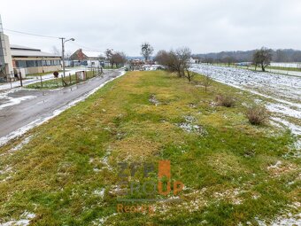 Prodej pozemku pro bydlení o rozloze 1 494 m2 - Kroměříž - B - 13