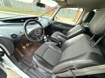 Renault Espace GRAND - face - 9/2012 - 2.0dci 110kW - 7míst - 13