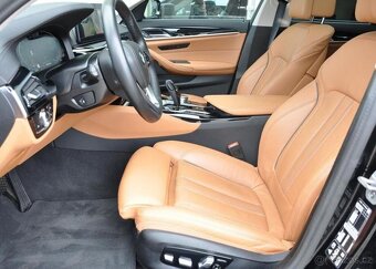 BMW Řada 5 530d xD LUXURY ZÁRUKA LASER - 13