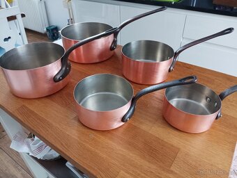 VINTAGE KVALITNÍ MĚDĚNÉ HRNCE TOURNUS FRANCIE 70.LÉTA - 13